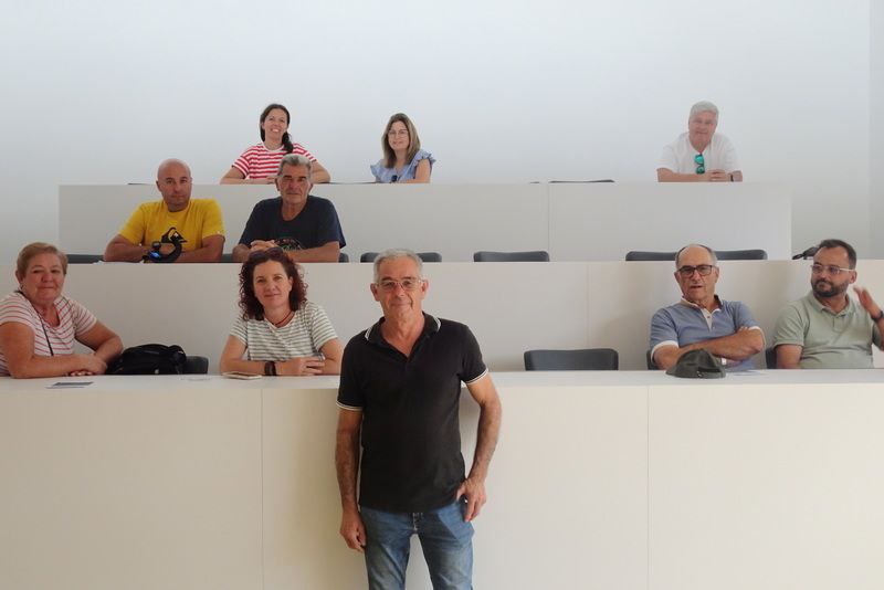 Foto de la expedición canaria en el aula gastronómica de la Cofradía de Roses.